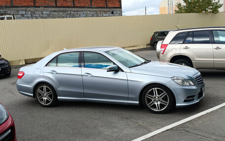 Mercedes-Benz E-Класс, 2012 год, 1 690 000 рублей, 1 фотография