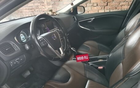 Volvo V40 II рестайлинг, 2014 год, 1 900 000 рублей, 11 фотография