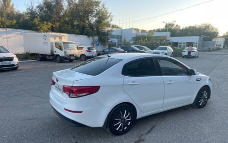KIA Rio III рестайлинг, 2017 год, 520 000 рублей, 2 фотография