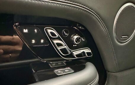 Land Rover Range Rover IV рестайлинг, 2018 год, 9 фотография