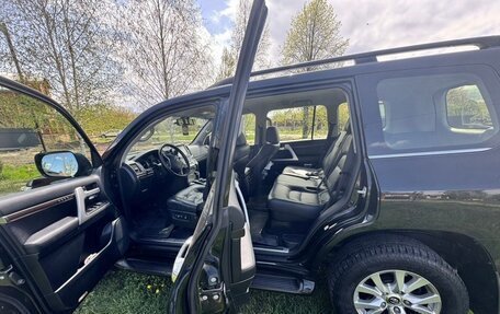 Toyota Land Cruiser 200, 2018 год, 6 150 000 рублей, 6 фотография