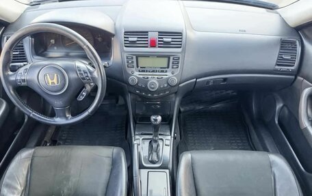 Honda Accord VIII рестайлинг, 2007 год, 800 000 рублей, 16 фотография
