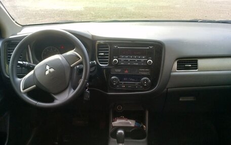 Mitsubishi Outlander III рестайлинг 3, 2012 год, 1 050 000 рублей, 7 фотография