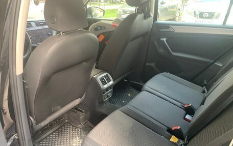Volkswagen Tiguan II, 2018 год, 2 230 000 рублей, 8 фотография