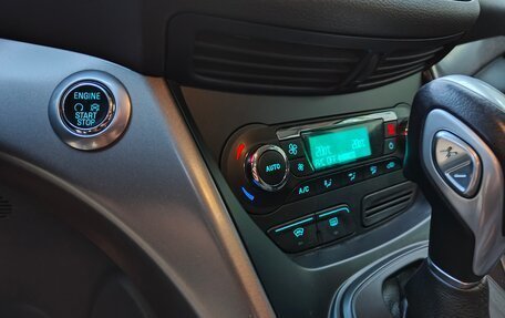 Ford Kuga III, 2014 год, 1 390 000 рублей, 11 фотография