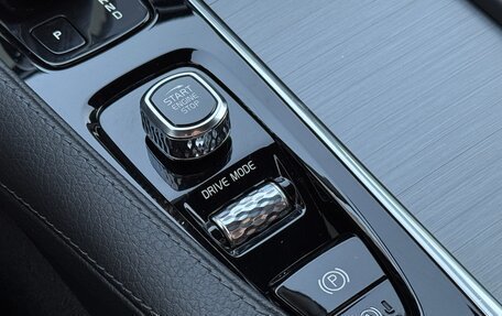 Volvo XC90 II рестайлинг, 2020 год, 4 249 000 рублей, 21 фотография
