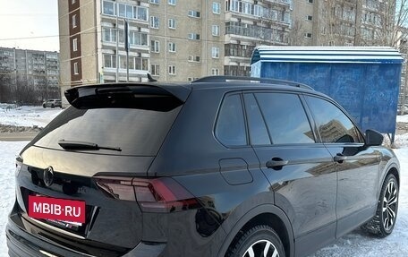 Volkswagen Tiguan II, 2018 год, 2 890 000 рублей, 4 фотография
