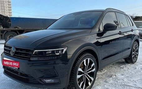 Volkswagen Tiguan II, 2018 год, 2 890 000 рублей, 9 фотография