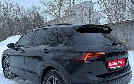 Volkswagen Tiguan II, 2018 год, 2 890 000 рублей, 23 фотография