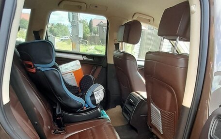 Volkswagen Touareg III, 2011 год, 1 550 000 рублей, 5 фотография