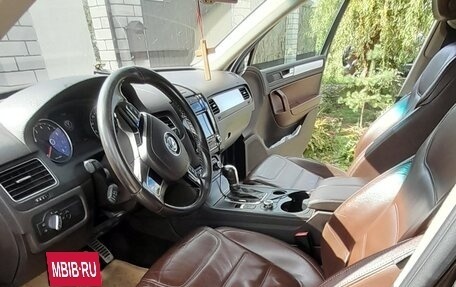 Volkswagen Touareg III, 2011 год, 1 550 000 рублей, 7 фотография