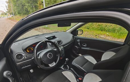 Renault Clio RS III, 2011 год, 1 250 000 рублей, 11 фотография