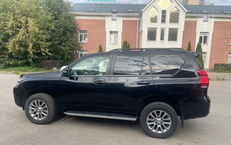 Toyota Land Cruiser Prado 150 рестайлинг 2, 2018 год, 4 480 000 рублей, 8 фотография