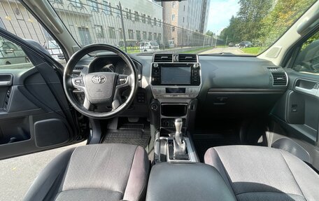 Toyota Land Cruiser Prado 150 рестайлинг 2, 2018 год, 4 480 000 рублей, 10 фотография