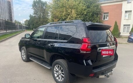 Toyota Land Cruiser Prado 150 рестайлинг 2, 2018 год, 4 480 000 рублей, 7 фотография