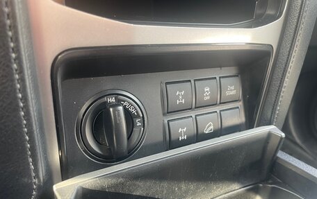 Toyota Land Cruiser Prado 150 рестайлинг 2, 2018 год, 4 480 000 рублей, 15 фотография