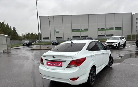 Hyundai Solaris II рестайлинг, 2012 год, 5 фотография