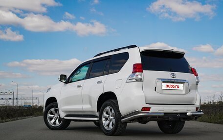 Toyota Land Cruiser Prado 150 рестайлинг 2, 2010 год, 3 000 000 рублей, 12 фотография