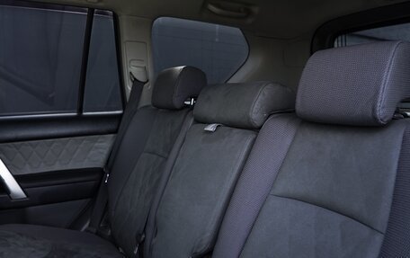 Toyota Land Cruiser Prado 150 рестайлинг 2, 2010 год, 3 000 000 рублей, 35 фотография