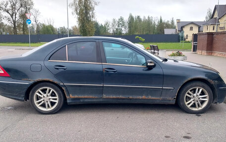 Mercedes-Benz C-Класс, 2002 год, 245 000 рублей, 1 фотография