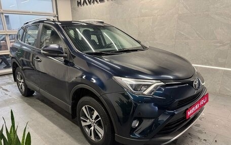 Toyota RAV4, 2019 год, 2 100 000 рублей, 3 фотография