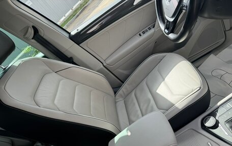 Volkswagen Tiguan II, 2018 год, 2 500 000 рублей, 11 фотография