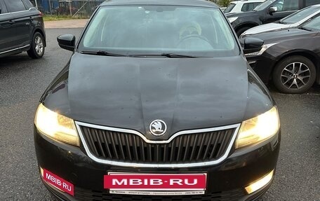 Skoda Rapid I, 2018 год, 1 400 000 рублей, 7 фотография