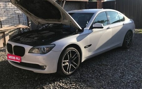 BMW 7 серия, 2011 год, 1 800 000 рублей, 9 фотография