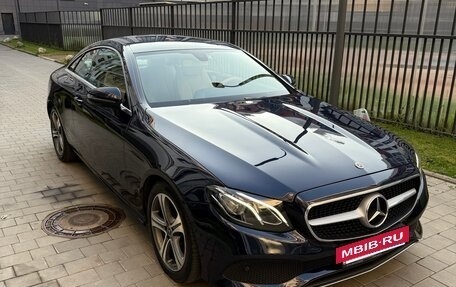 Mercedes-Benz E-Класс, 2019 год, 3 870 000 рублей, 6 фотография