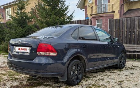 Volkswagen Polo VI (EU Market), 2011 год, 700 000 рублей, 3 фотография