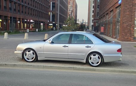 Mercedes-Benz E-Класс AMG, 1997 год, 2 200 000 рублей, 6 фотография