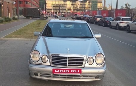 Mercedes-Benz E-Класс AMG, 1997 год, 2 200 000 рублей, 5 фотография