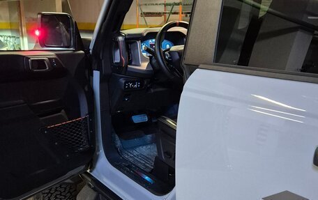 Ford Bronco, 2024 год, 14 555 000 рублей, 6 фотография