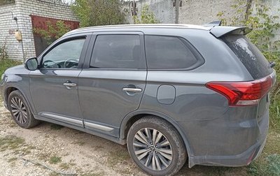 Mitsubishi Outlander III рестайлинг 3, 2019 год, 2 200 000 рублей, 1 фотография
