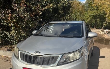 KIA Rio III рестайлинг, 2012 год, 700 000 рублей, 1 фотография