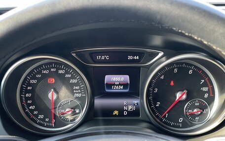 Mercedes-Benz GLA, 2019 год, 3 050 000 рублей, 14 фотография