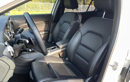 Mercedes-Benz GLA, 2019 год, 3 050 000 рублей, 13 фотография