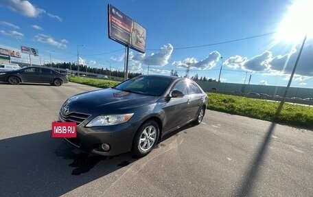 Toyota Camry, 2011 год, 1 200 000 рублей, 4 фотография