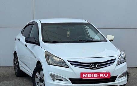 Hyundai Solaris II рестайлинг, 2015 год, 499 000 рублей, 2 фотография