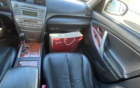 Toyota Camry, 2011 год, 1 200 000 рублей, 16 фотография