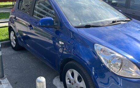 Hyundai i20 IB рестайлинг, 2010 год, 700 000 рублей, 3 фотография