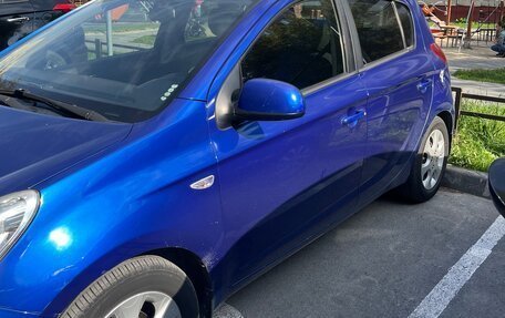 Hyundai i20 IB рестайлинг, 2010 год, 700 000 рублей, 2 фотография
