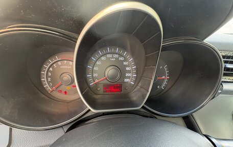 KIA Rio III рестайлинг, 2012 год, 700 000 рублей, 7 фотография