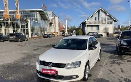 Volkswagen Jetta VI, 2013 год, 1 179 000 рублей, 1 фотография