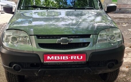 Chevrolet Niva I рестайлинг, 2019 год, 675 000 рублей, 1 фотография