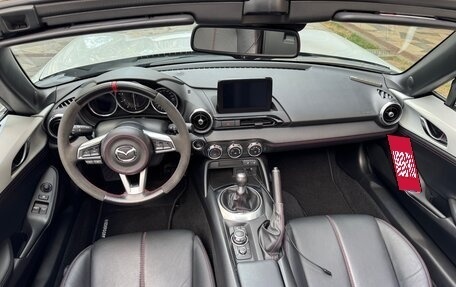 Mazda MX-5, 2019 год, 3 300 000 рублей, 9 фотография