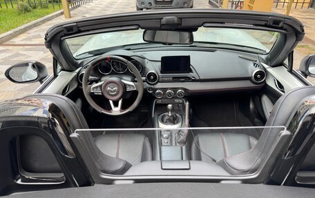 Mazda MX-5, 2019 год, 3 300 000 рублей, 10 фотография