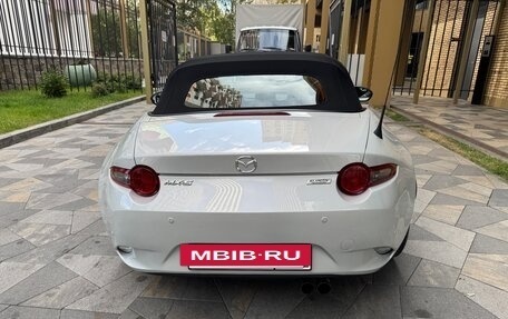 Mazda MX-5, 2019 год, 3 300 000 рублей, 23 фотография
