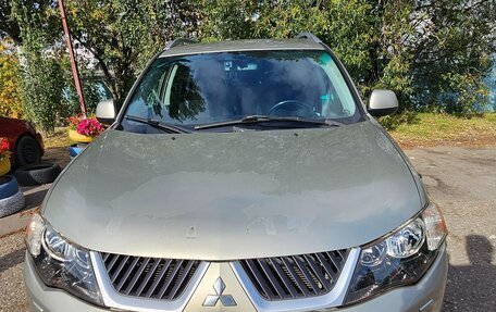 Mitsubishi Outlander III рестайлинг 3, 2008 год, 900 000 рублей, 13 фотография