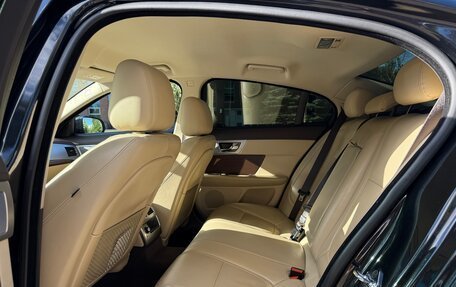 Jaguar XF I рестайлинг, 2013 год, 2 300 000 рублей, 11 фотография